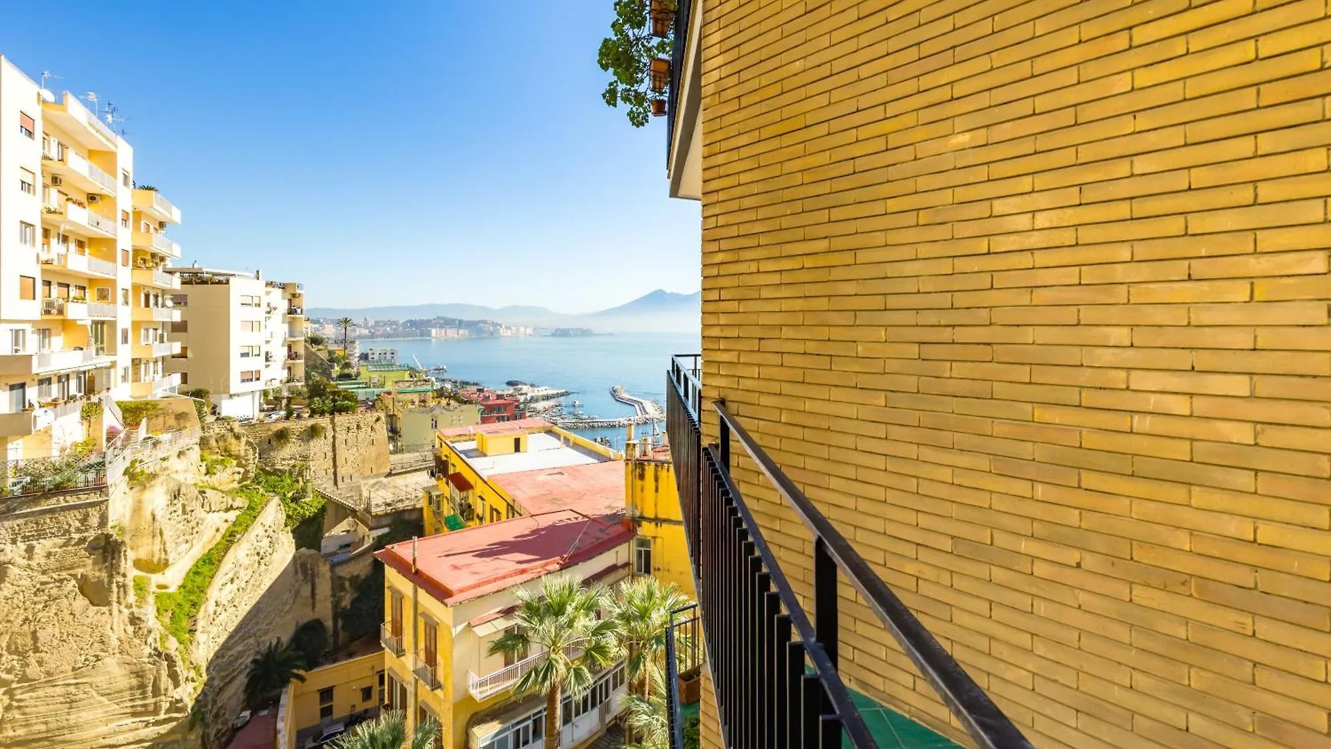 Apartment Cahouse Accogliete Appartamento Sul Golfo Naples
