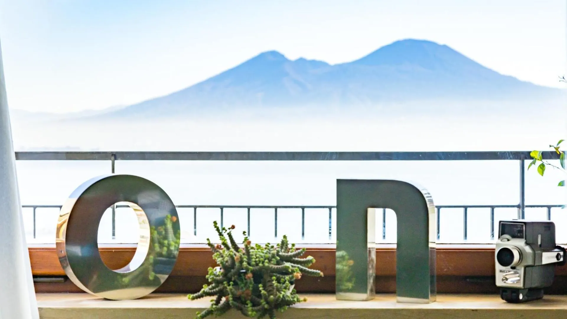 Apartment Cahouse Accogliete Appartamento Sul Golfo Naples
