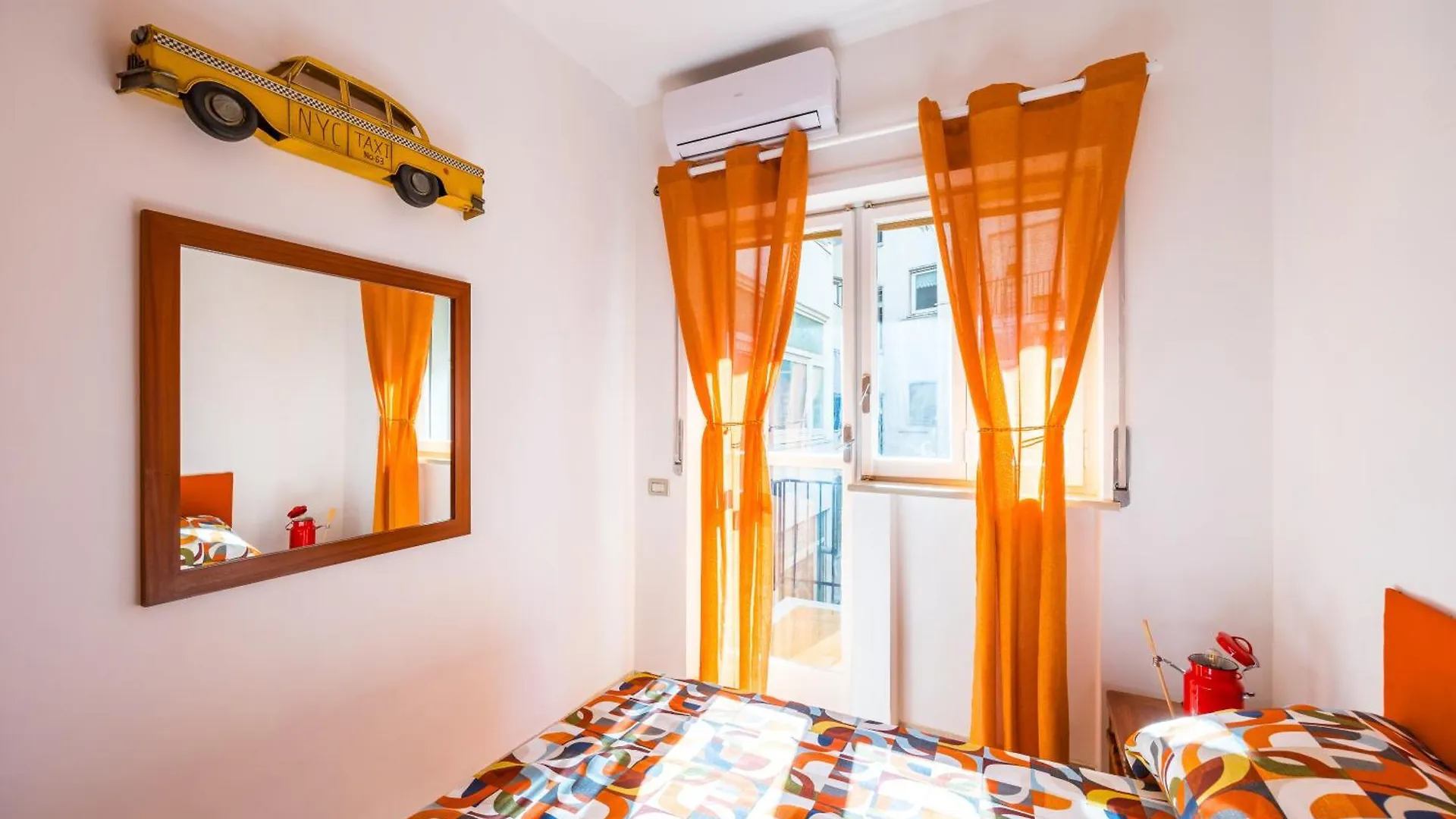 Apartment Cahouse Accogliete Appartamento Sul Golfo Naples Italy