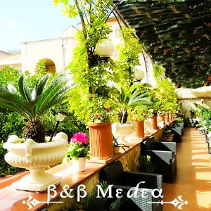 2* Oda ve Kahvaltı Bed & Breakfast Medea