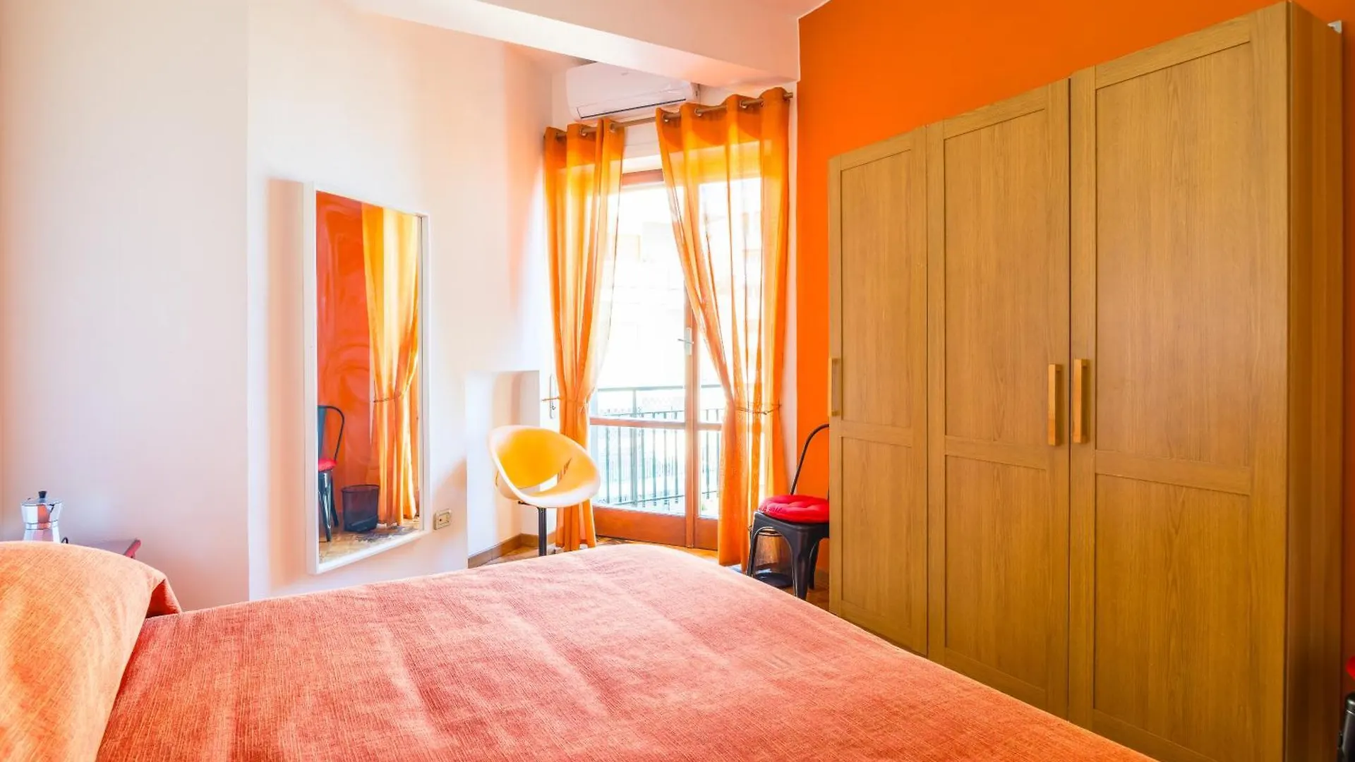 Apartment Cahouse Accogliete Appartamento Sul Golfo Naples Italy