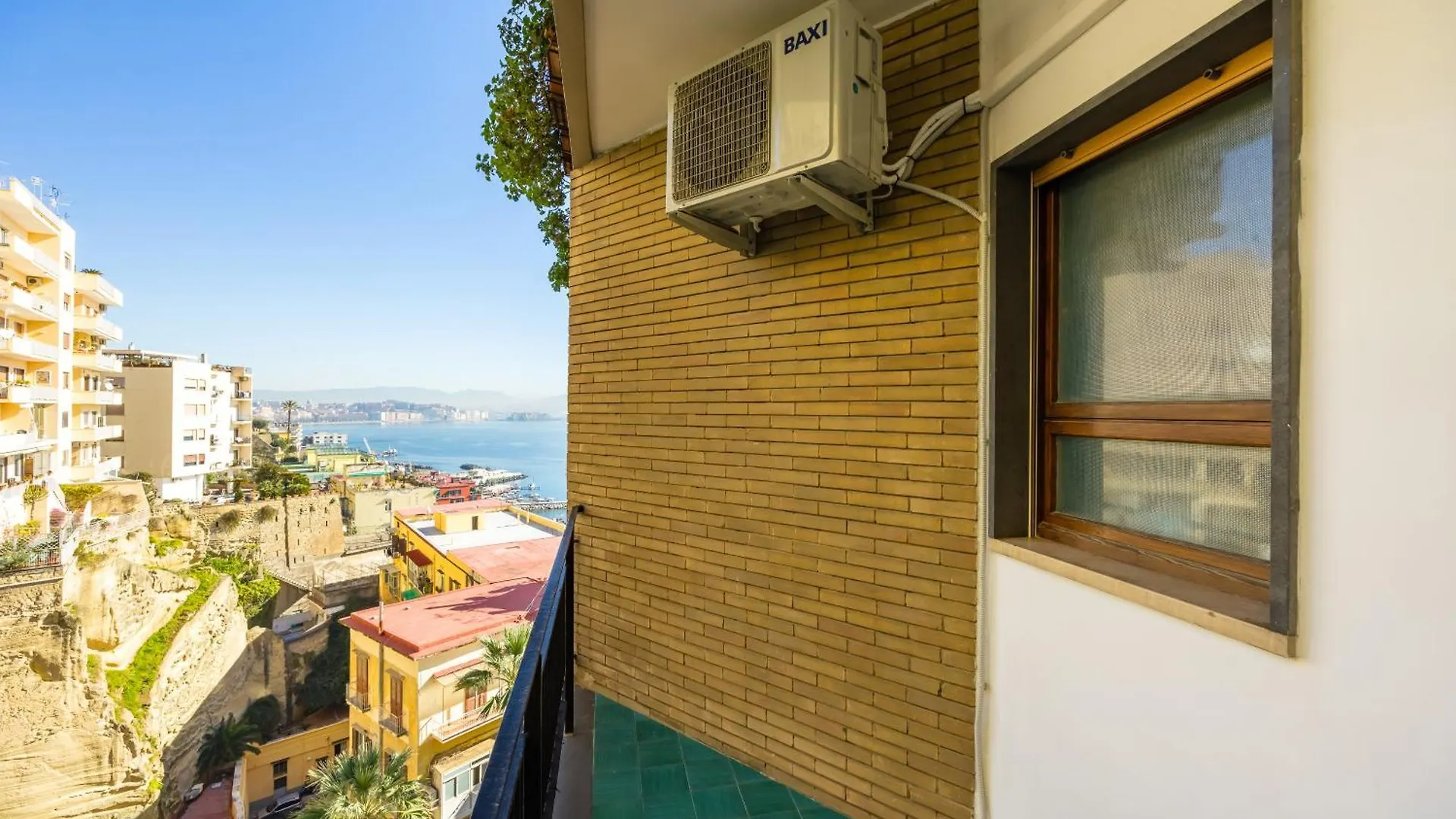 Cahouse Accogliete Appartamento Sul Golfo Naples Apartment